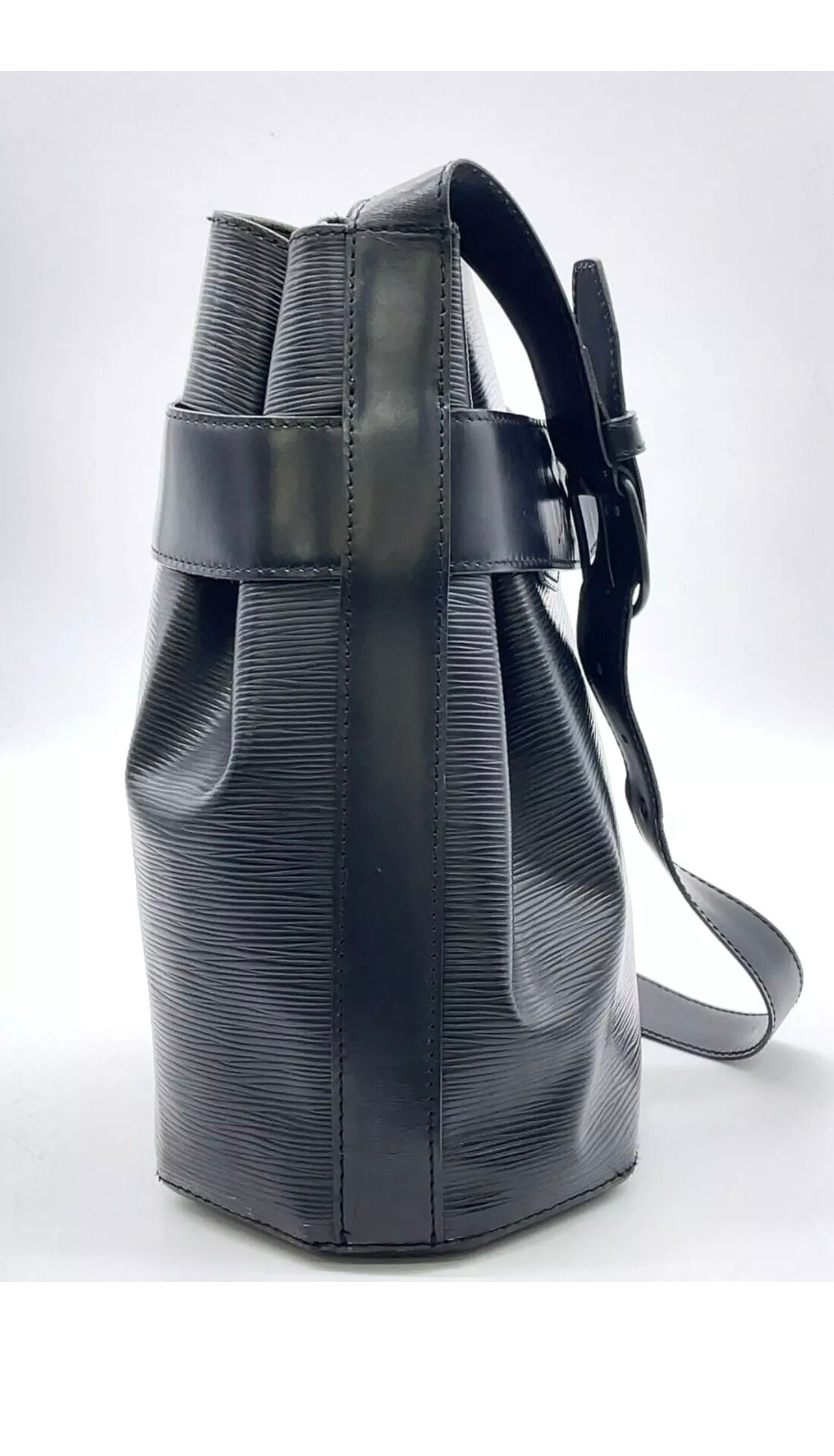 Epi Noir Sac De Paul PM M80157 Shoulder Bag JW060080