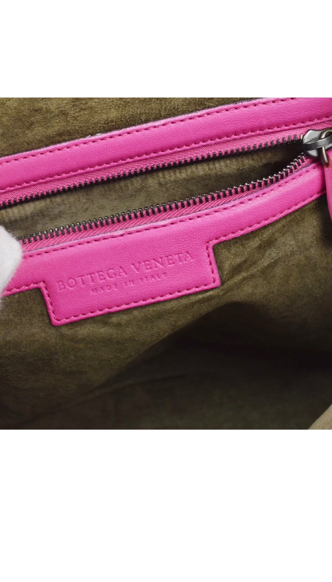 Pink Intrecciato Shoulder Bag B00378282Y XX01776