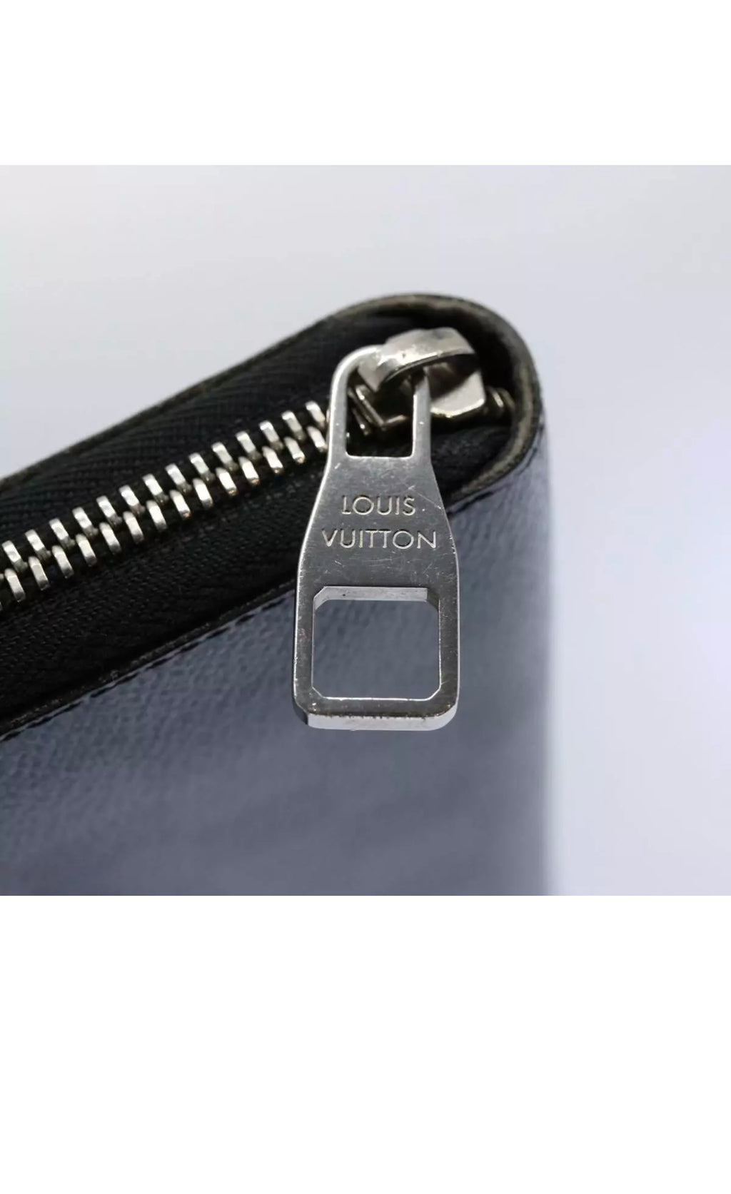 Damier Graphite Illustre Zippy Organizer Wallet N63002