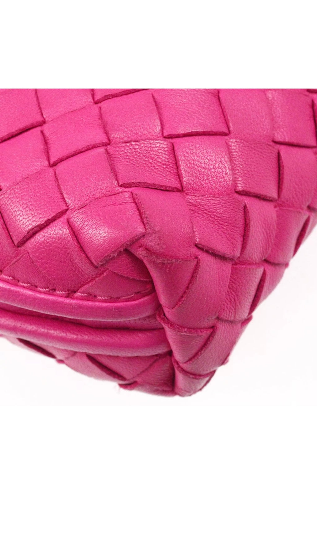 Pink Intrecciato Shoulder Bag B00378282Y XX01776