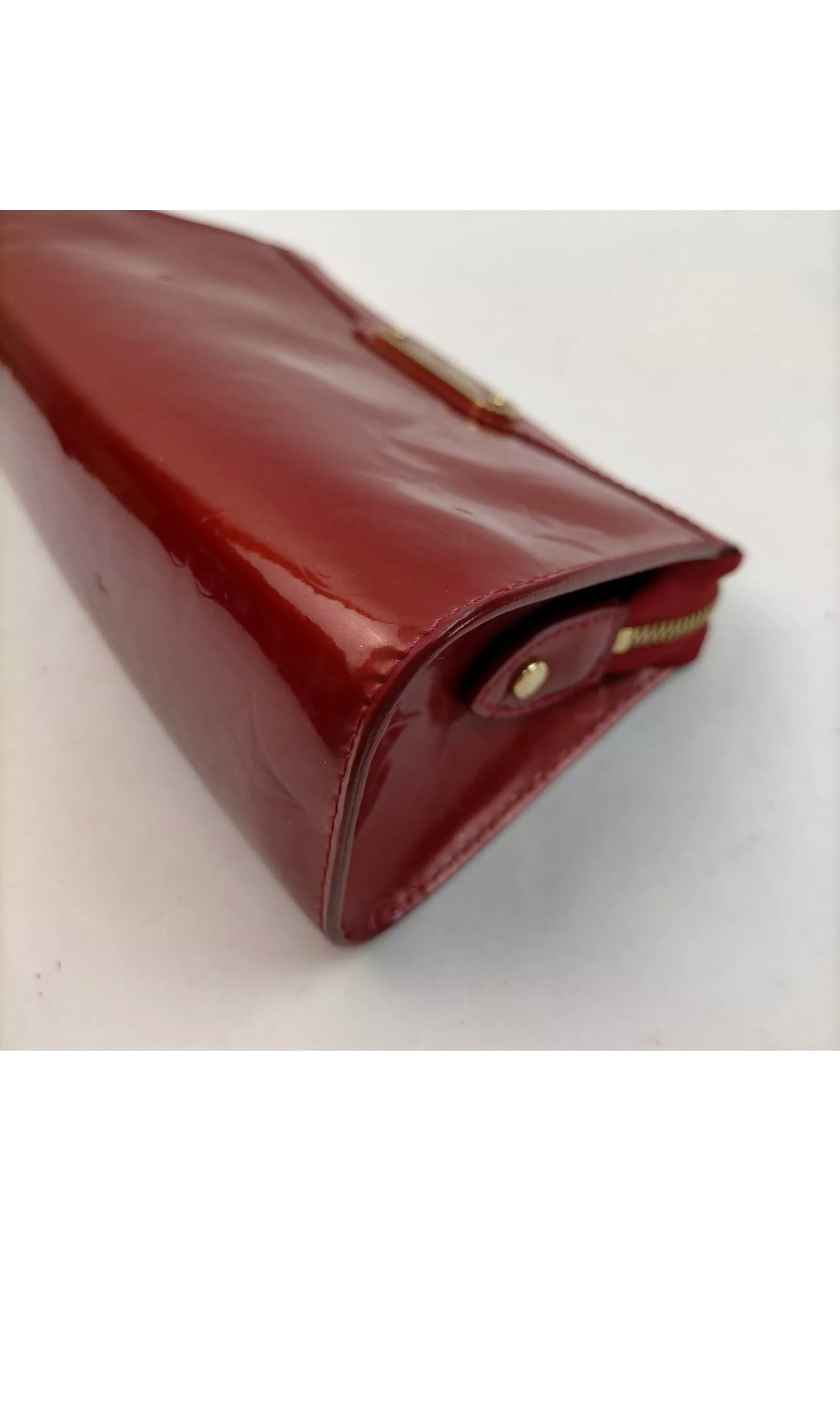 Pre-owned Louis Vuitton Vernis clutches & wristlets LV Cosmetic Pouch Bag Red 1286278