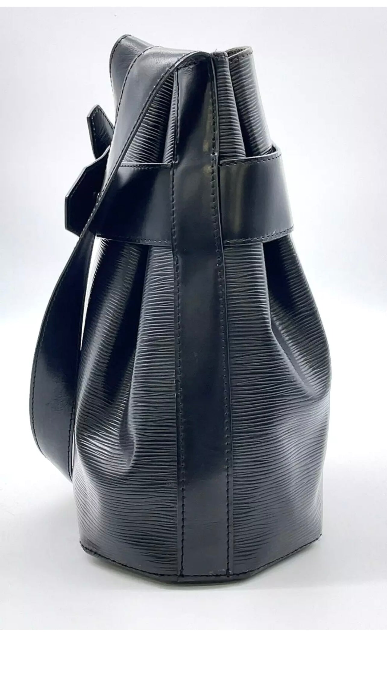 Epi Noir Sac De Paul PM M80157 Shoulder Bag JW060080