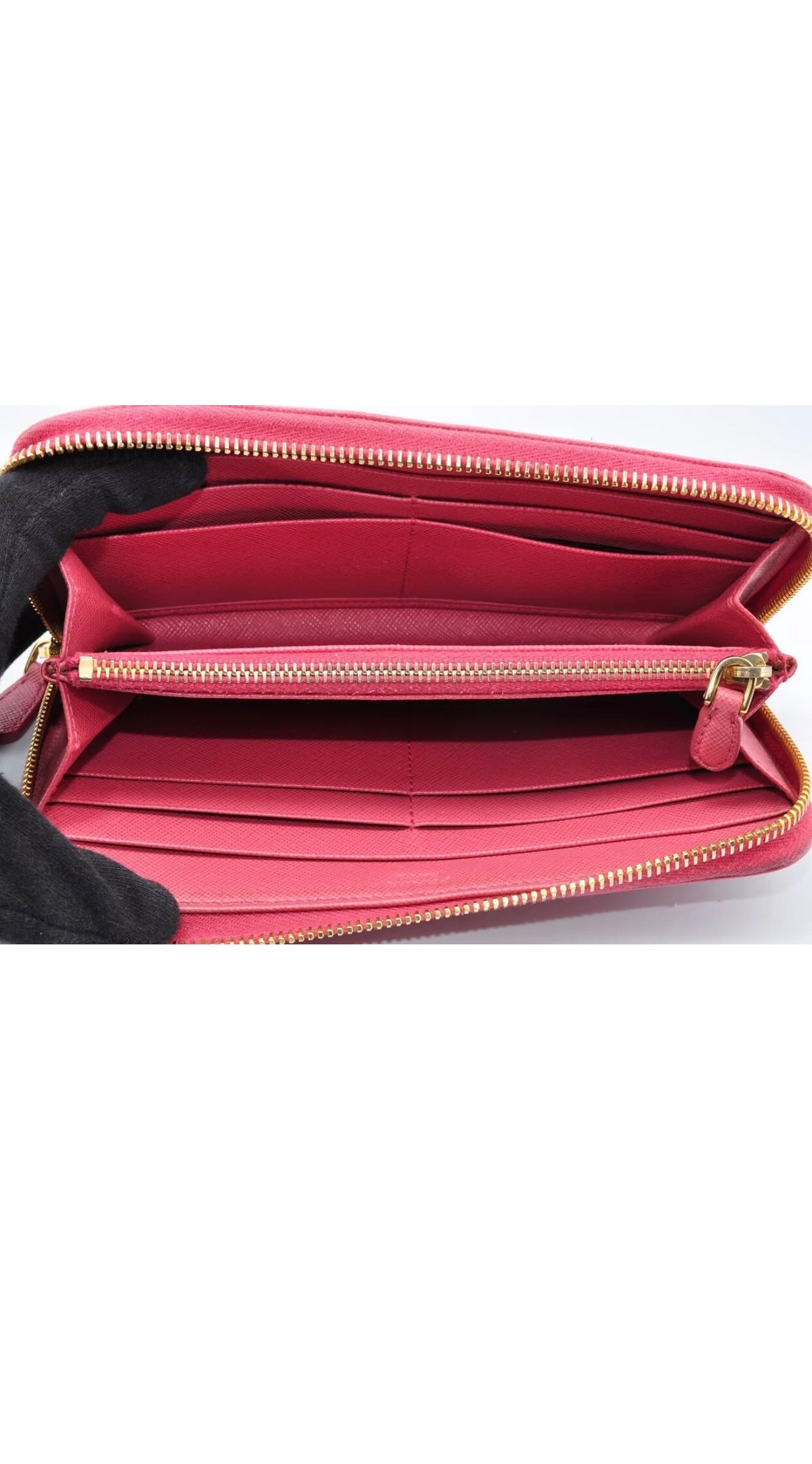 Pre-owned PRADA Leather small leather goods Long Wallet Saffiano Pink Gold Round Zip Auth w/Box, Card 6A82618