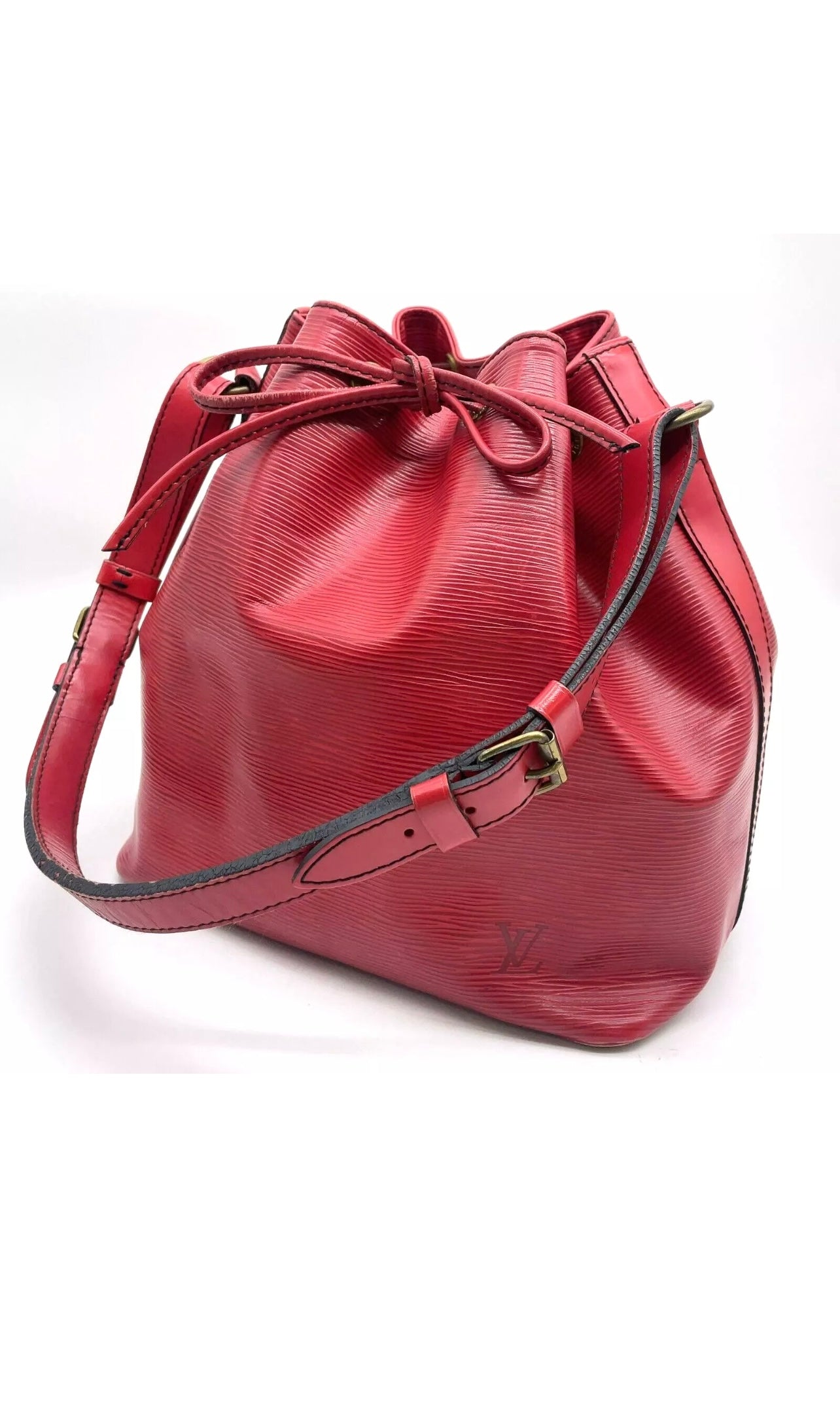 Pre-owned Red Petit Noe M44107 Shoulder bag for women